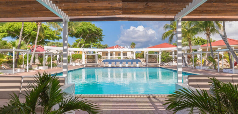 Livingstone Jan Thiel Curaçao