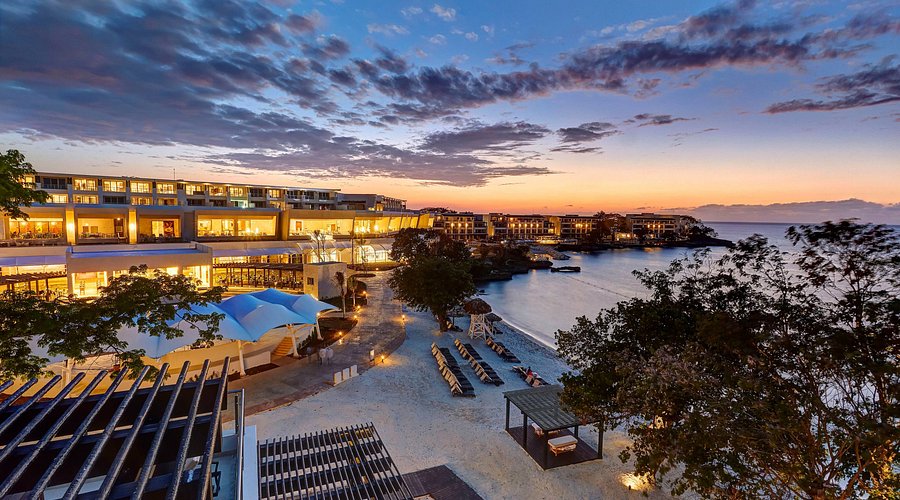 ROYALTON NEGRIL SE RENUEVA